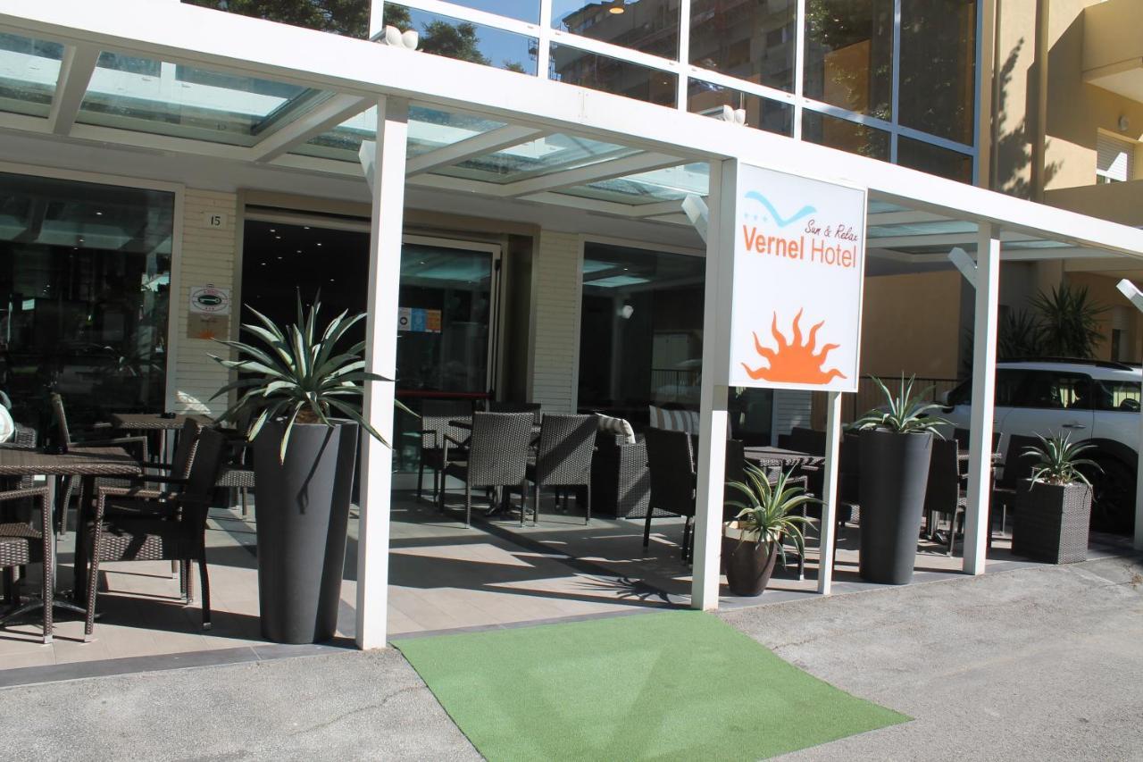 Hotel Vernel Rimini Exterior foto