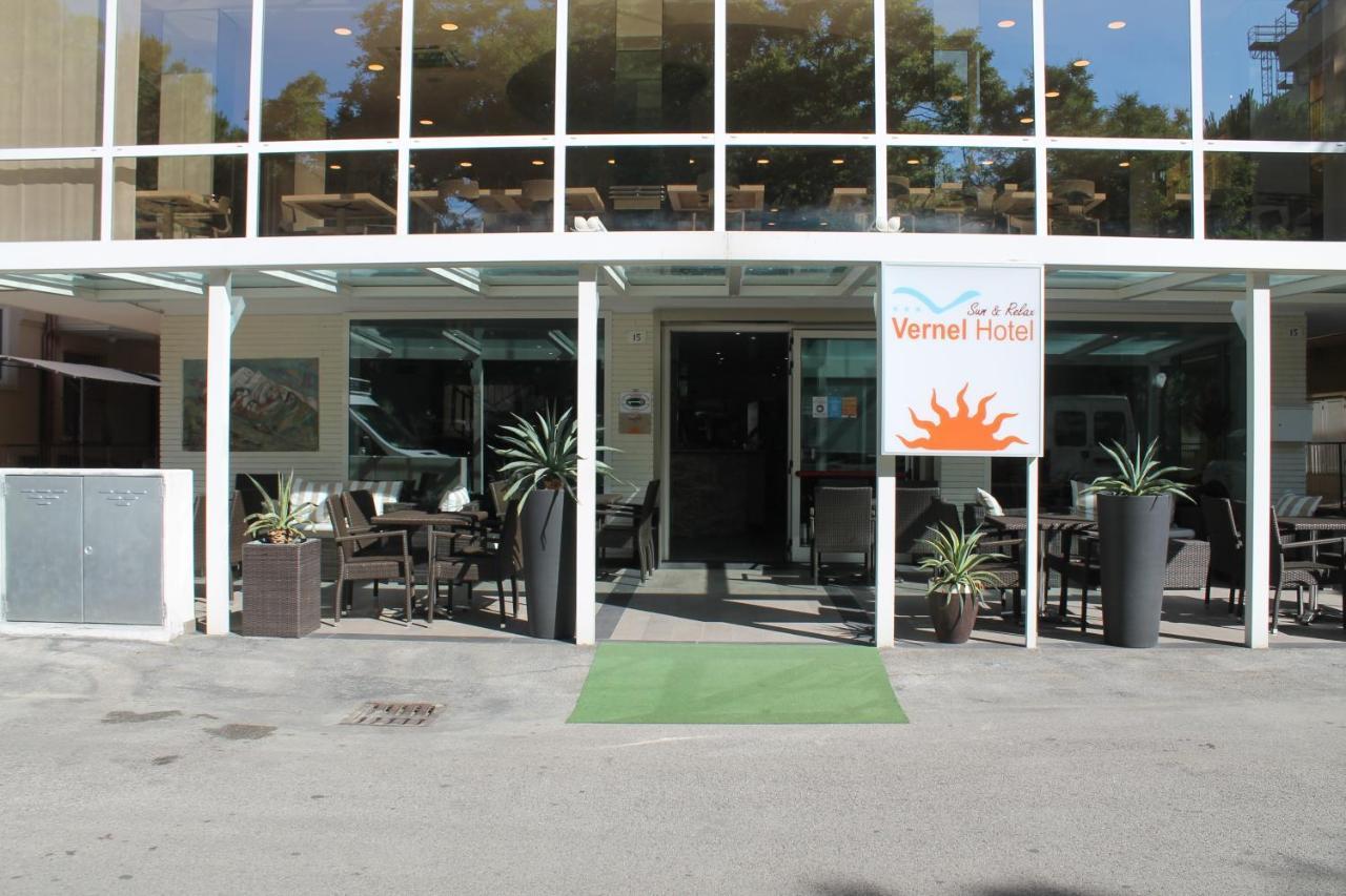 Hotel Vernel Rimini Exterior foto